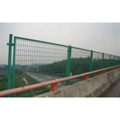 高速公路护栏网、铁护栏网