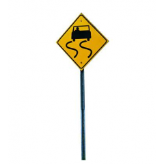 警告交通标志牌